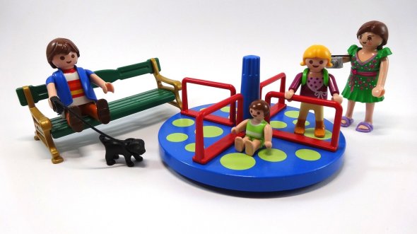Symbolbild Playmobil Spielplatz